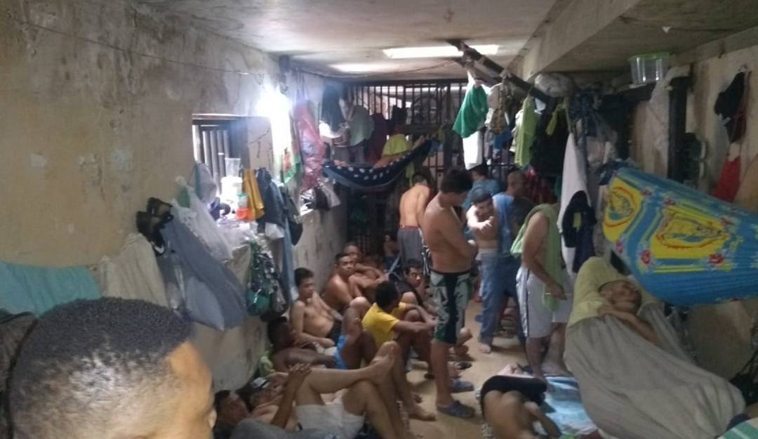 cárcel, pelea, hacinamiento: Hacinamiento provoca riña en estación de Policía Candelaria
