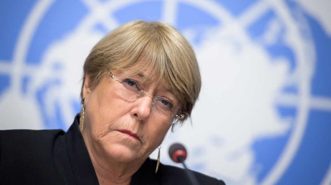Bachelet advierte que situación en Bolivia puede "salirse de control"