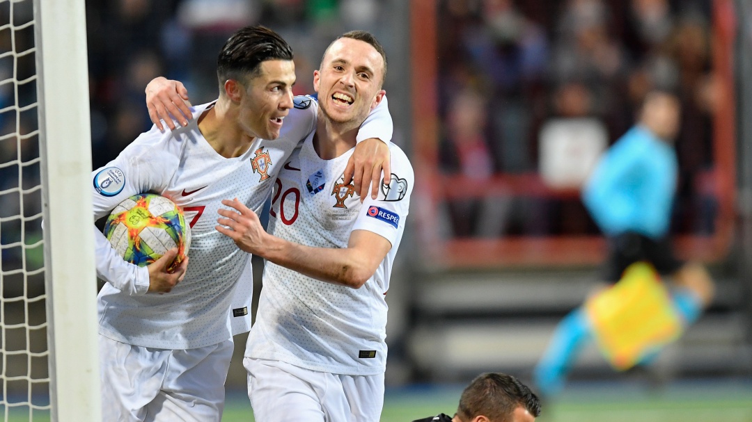 Gol número 99 y a la Eurocopa: Cristiano y Portugal vencieron Luxemburgo