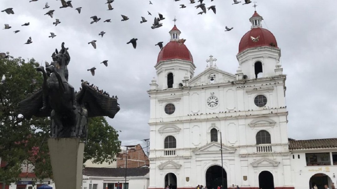 Rionegro es considerado como el eje empresarial del Valle de San Nicolás
