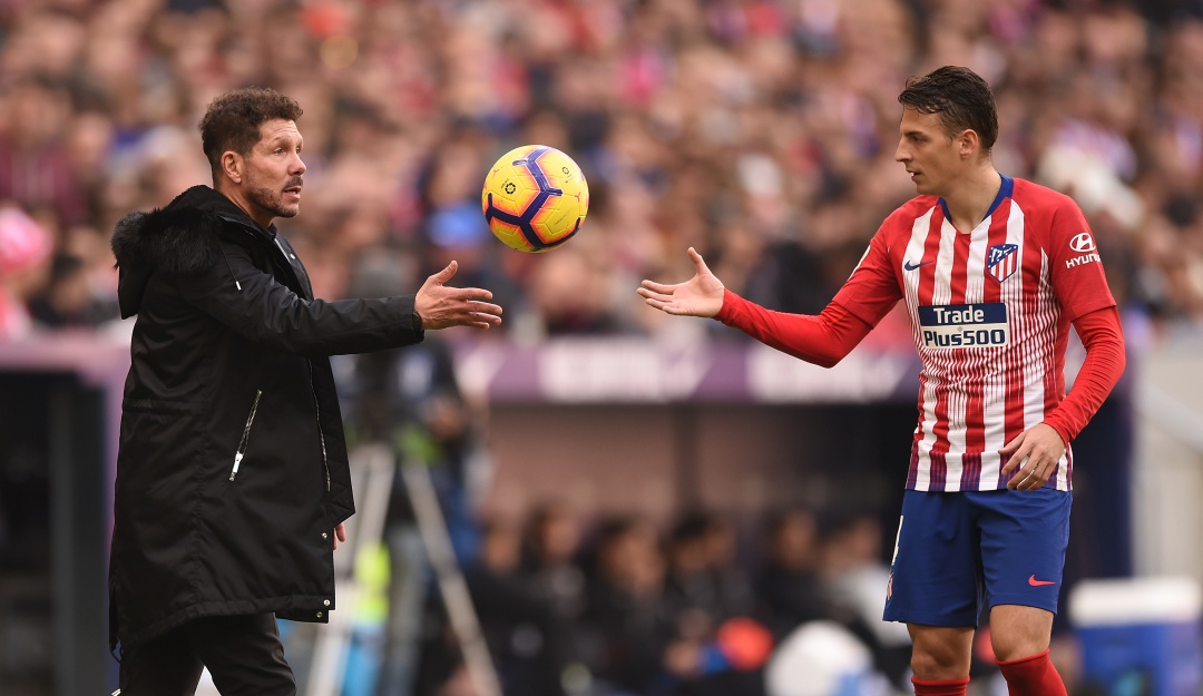 Santiago Arias Atletico de Madrid: Simeone le apunta a la titularidad de Santiago Arias en Atlético de Madrid