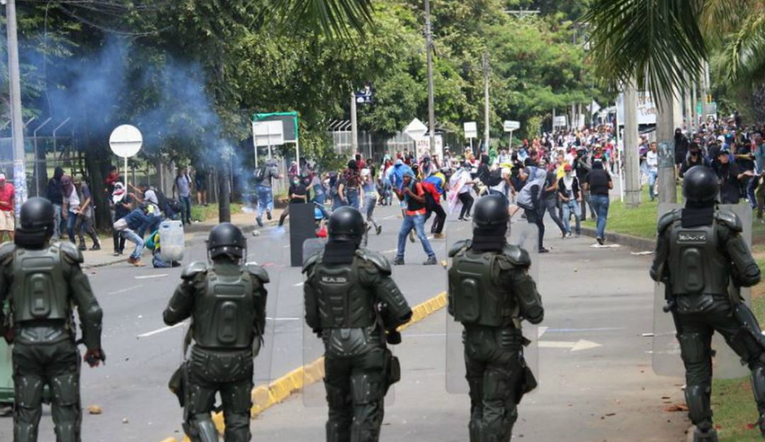 Saqueos Cali Toque de Queda: MinDefensa confirmó la muerte de tres personas en el Valle del Cauca