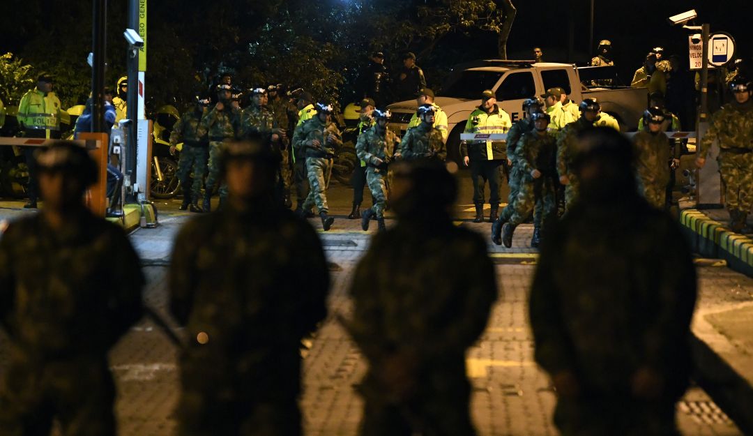 Bogotá Toque de queda Rumor distrurbios saqueos: ¿Qué hay detrás de “se metieron a mi conjunto”?