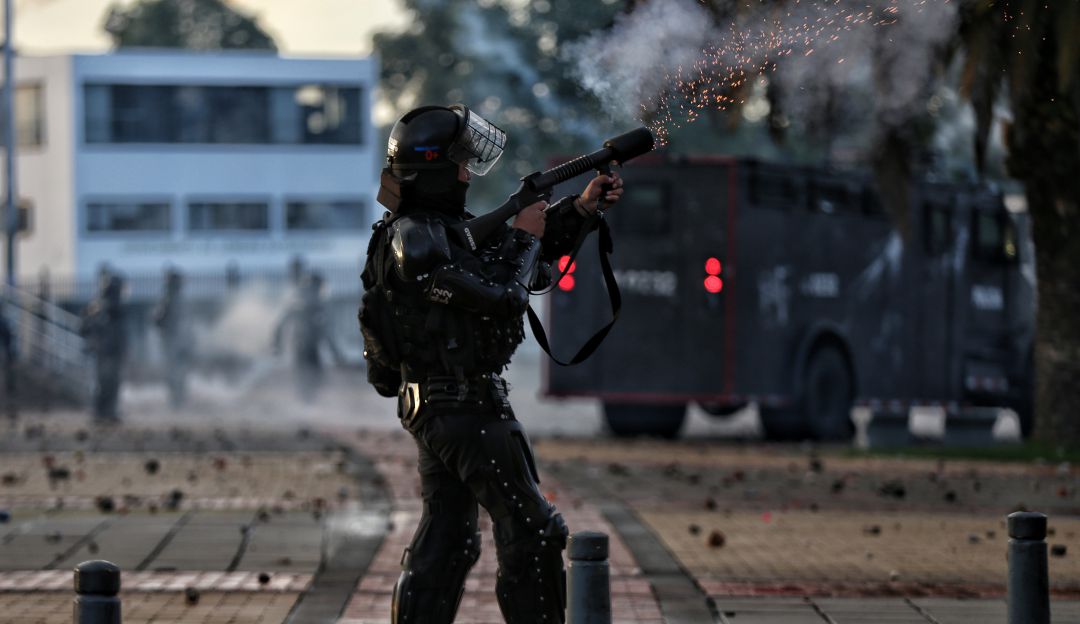 Caso Dilan Cruz Paro Nacional Colombia: Policía: Escopeta que se usó en caso de Dilan respeta los Derechos Humanos