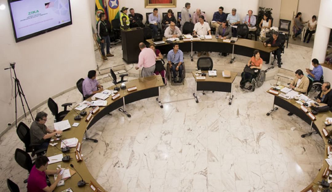 BUCARAMANGA ELECCIÓN CONTRALOR SUSPENDIDO: Suspenden proceso de elección de contralor