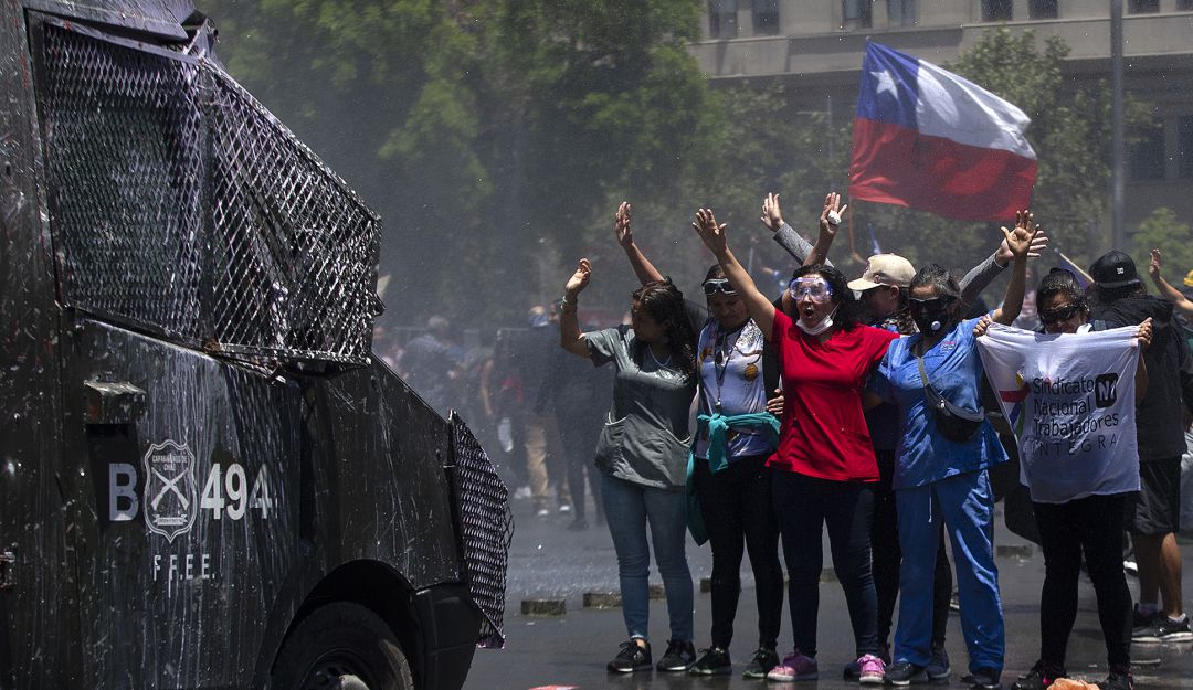 Protestas Chile: Joven queda ciego por perdigones en protestas en Chile