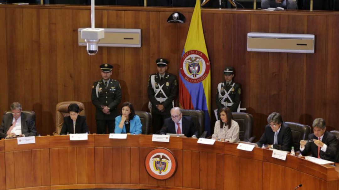 Aprobado proyecto para que funcionarios hagan publica declaración de renta