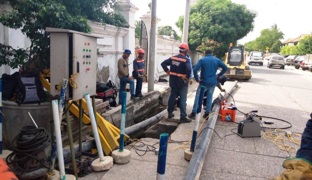 alcantarillado Manga: Aguas de Cartagena cierra Cuarta Avenida de Manga por trabajos