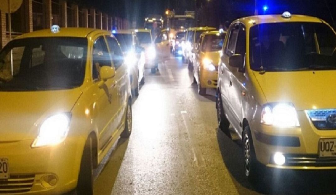Taxistas en protestas: En un 20% caen ingresos de taxistas en Barranquilla por las protestas