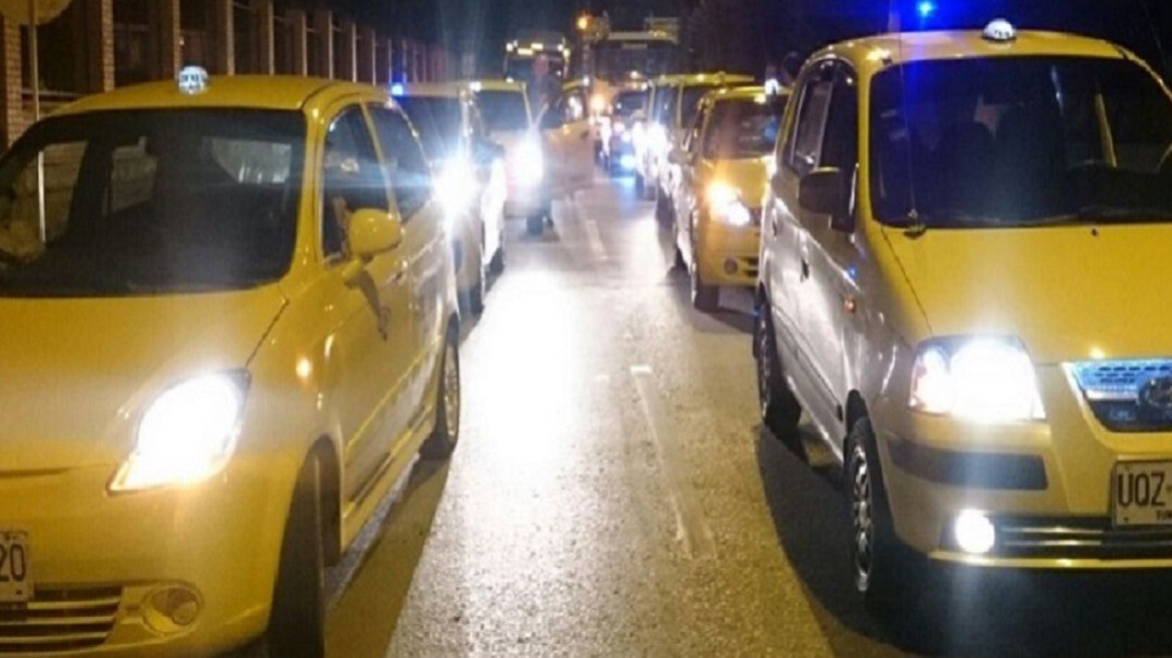 En un 20% caen ingresos de taxistas en Barranquilla por las protestas