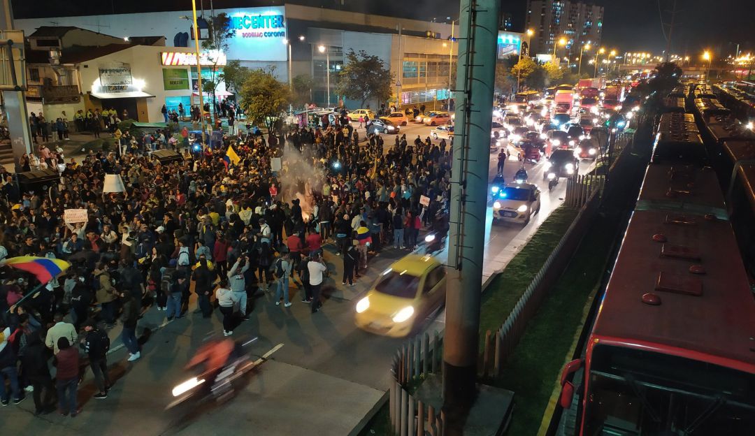 Manifestaciones, Esmad, Estudiantes: Tras las marchas en Bogotá, joven habría caído de un puente
