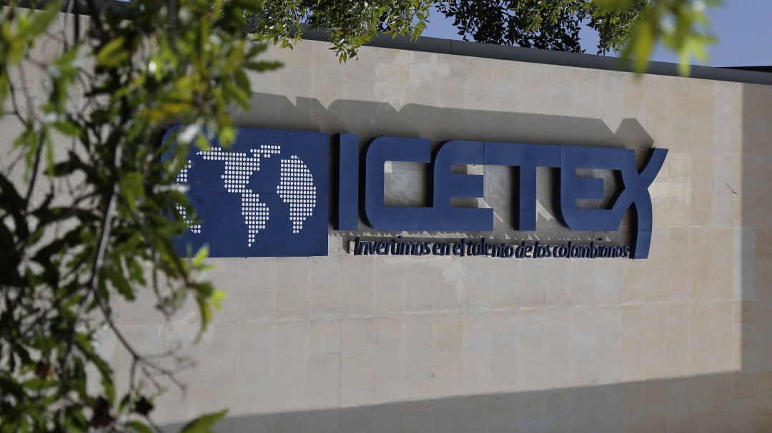 Estudiantes y docentes suspenden participación en reforma al Icetex
