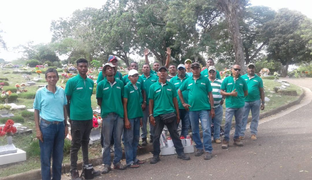 Cementerios en Bolívar: En Bolívar, jardineros denuncian exclusión en cementerio Jardines de Paz