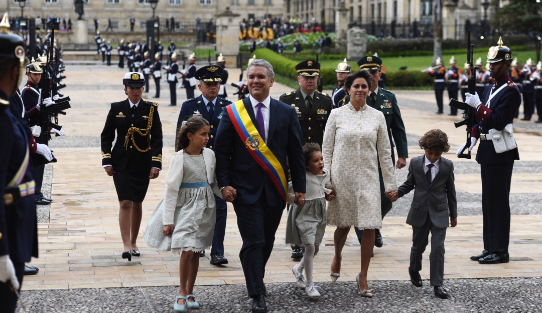 Familia de Iván Duque infidelidad: Gabinete sale en defensa del presidente y su familia