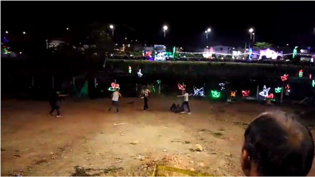 VIDEO: Riña opaca inicio de alumbrado navideño