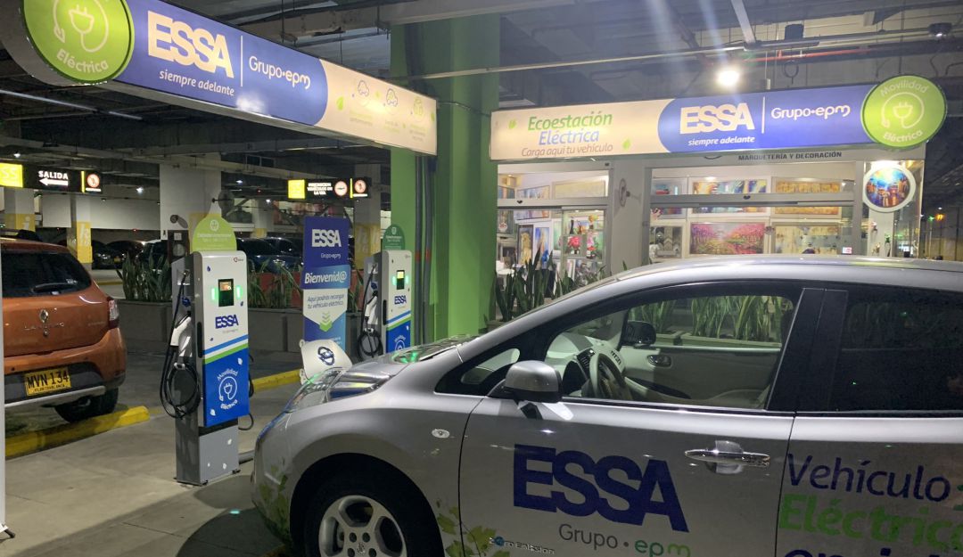 BUCARAMANGA ECOESTACIÓN CARGA VEHÍCULOS ELÉCTRICOS: Inauguran segunda ecoestación para cargar vehículos eléctricos