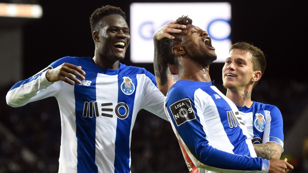 Sin colombianos en el campo, Porto ganó y sigue segundo en la Liga