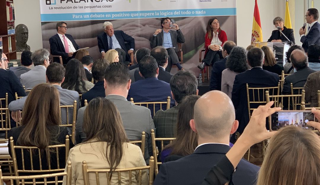 Transformaciones Colombia Fundación Felipe González: Fundación Felipe González impulsará pequeñas reformas para Colombia