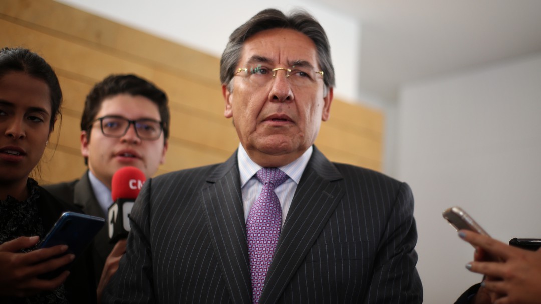 Nuevas demandas contra Néstor Humberto Martínez por caso Odebrecht