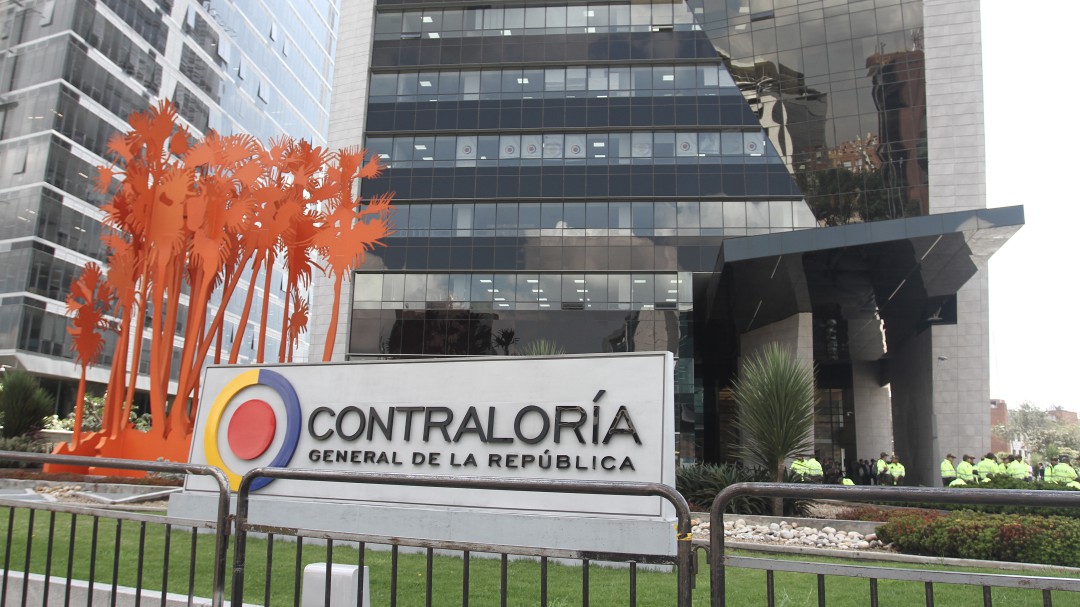 Contratistas y Alcaldía establecen compromisos con la Contraloría General