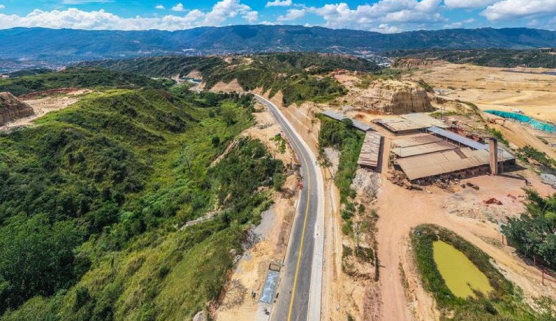 BUCARAMANGA TRANSVERSAL MALPASO 105 PROVENZA: Transversal Malpaso será inaugurada mañana