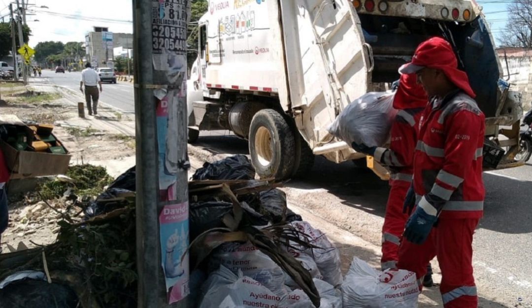 Veolia Cartagena labores temporada navidad fin de año: Veolia Cartagena intensifica labores en temporada de Navidad y fin de año