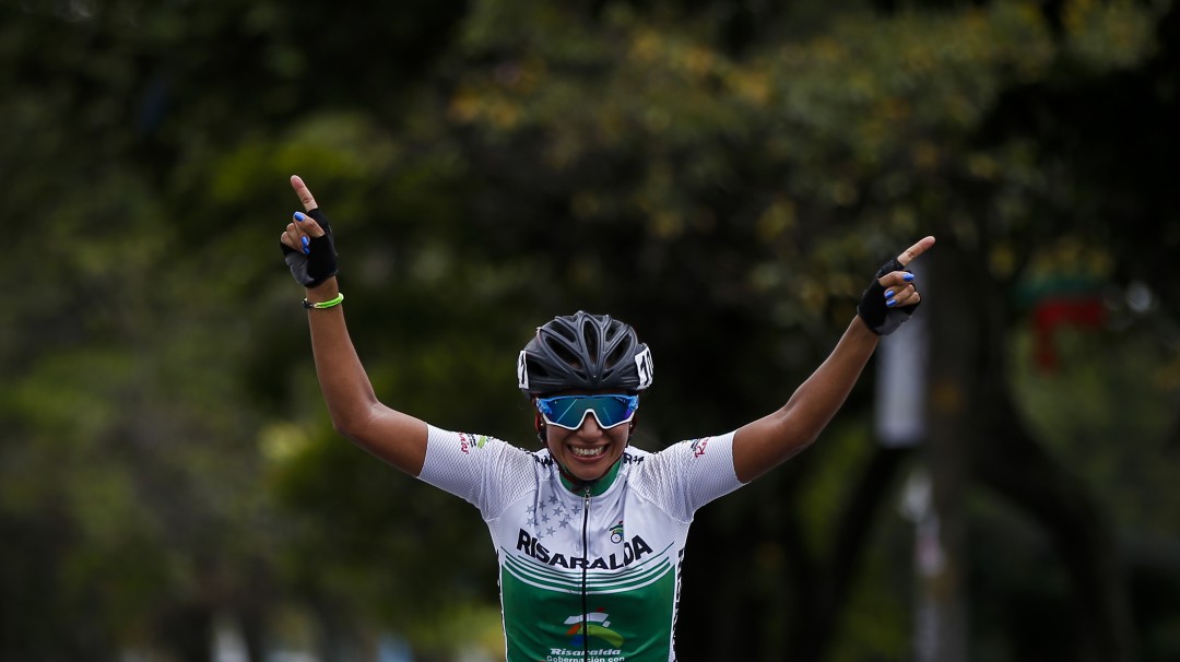 Natalia Muñoz ganó la tercera etapa y se metió en la lucha por la Vuelta