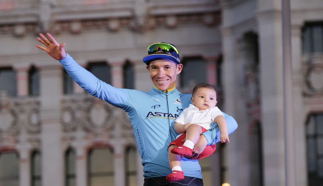 Miguel Angel Lopez Superman Astana Pro Team: 'Superman' López se prepara para la nueva temporada en España