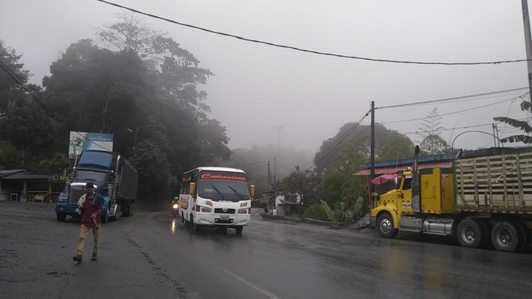 Transportadores preocupados por cierres en la vía a la Línea