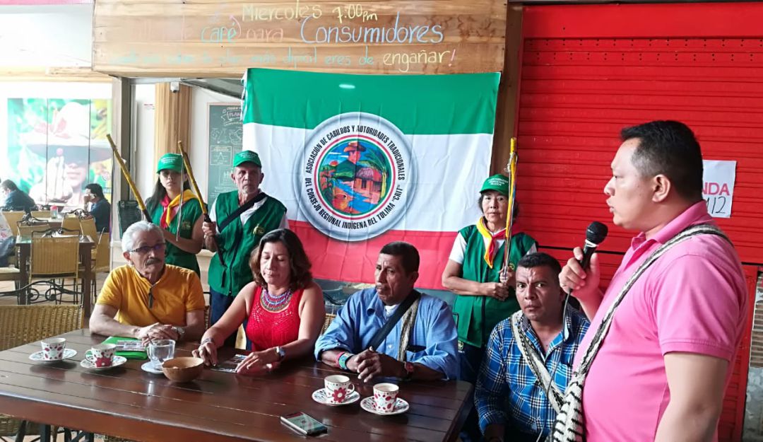 Los indígenas marchan en la ciudad de Ibagué