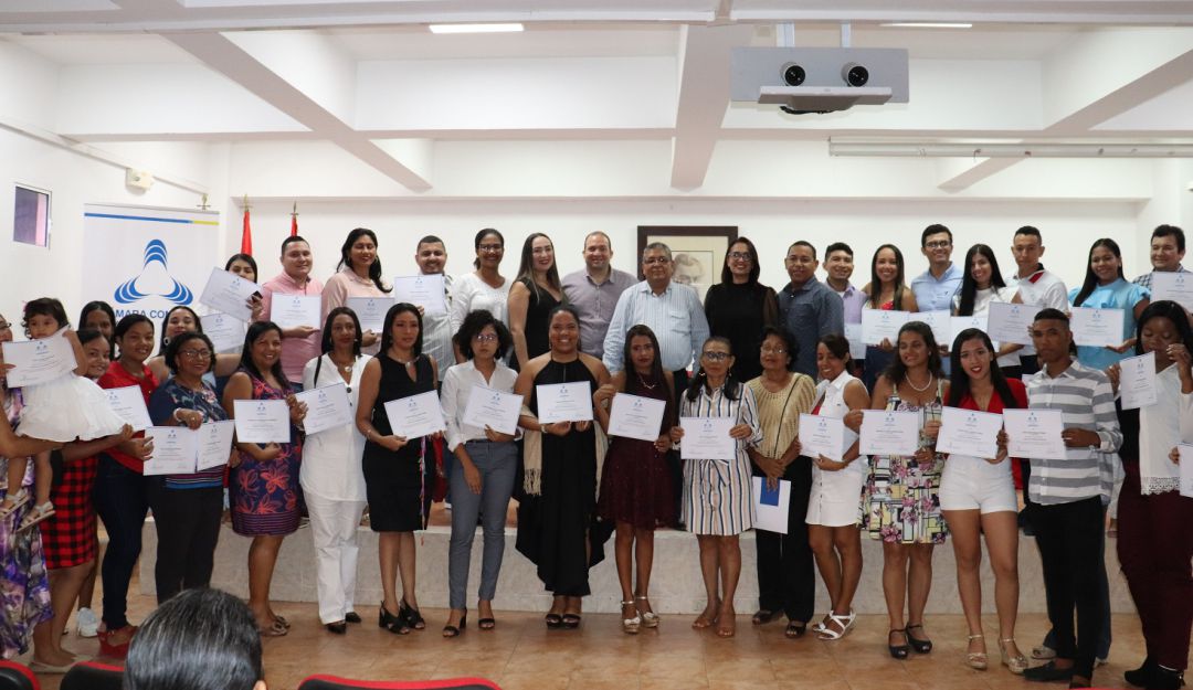 Segunda versión Escuela Detallista Cartagena: Clausuran la segunda versión de la Escuela Detallista de Cartagena