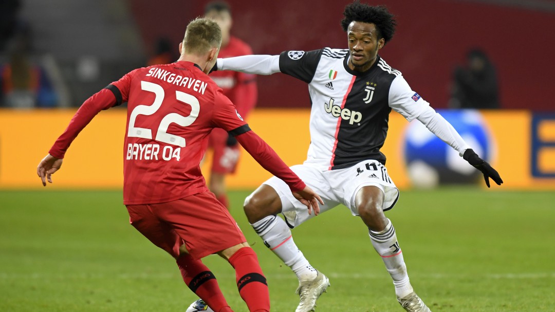Cuadrado y Juventus ratifican su pase a octavos con una victoria al Bayer