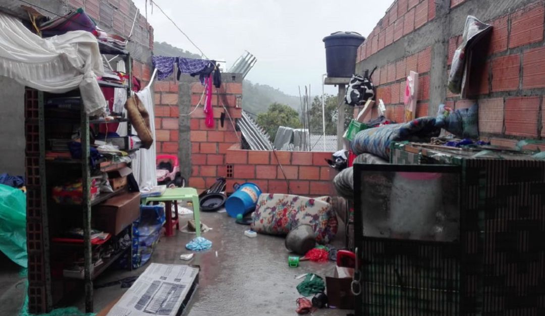 LLUVIAS COROMORO VENDAVAL EMERGENCIA GRANIZO: Fuerte vendaval dejó varias familias afectadas en Coromoro