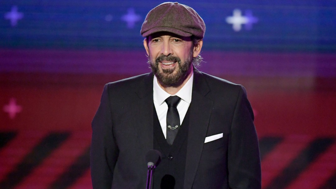 Exitosa fue la cirugía del cantante Juan Luis Guerra