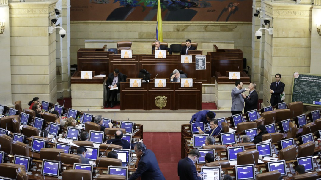 Farc, Polo y Verdes intentaron hundir cadena perpetua para violadores