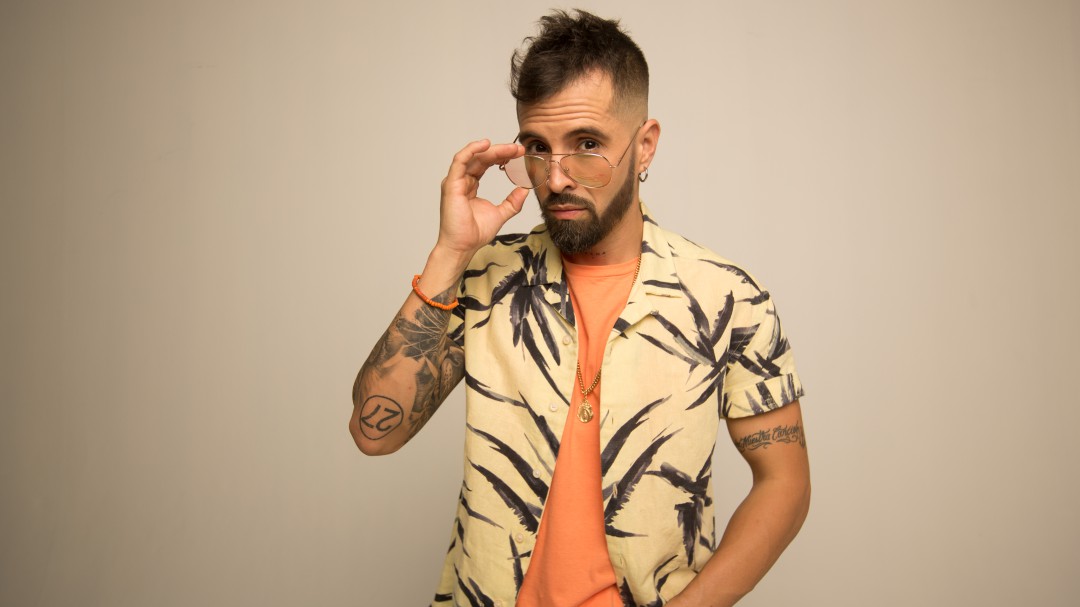Mike Bahía muy orgulloso compartió foto con la "mitad de sus hijos"