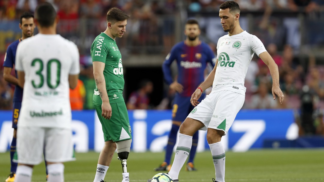 Neto: "El dolor es más grande que el placer"