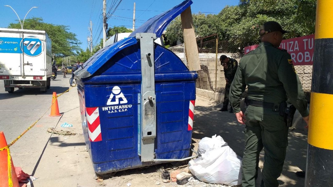 ¡Indignante! Hallan un feto en un contenedor de basura en Santa Marta