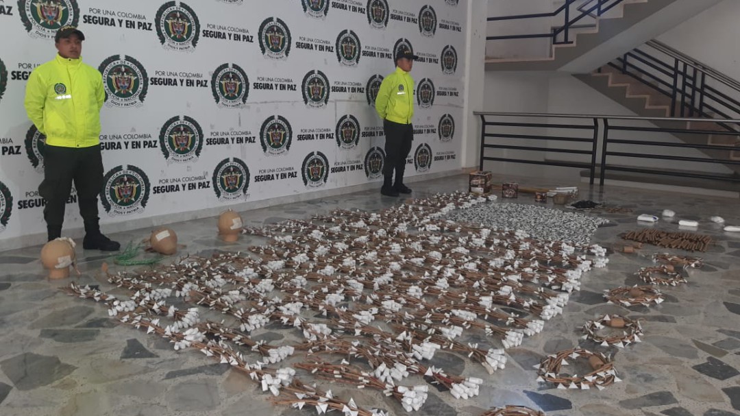 En Ibagué intensifican controles por venta de pólvora.