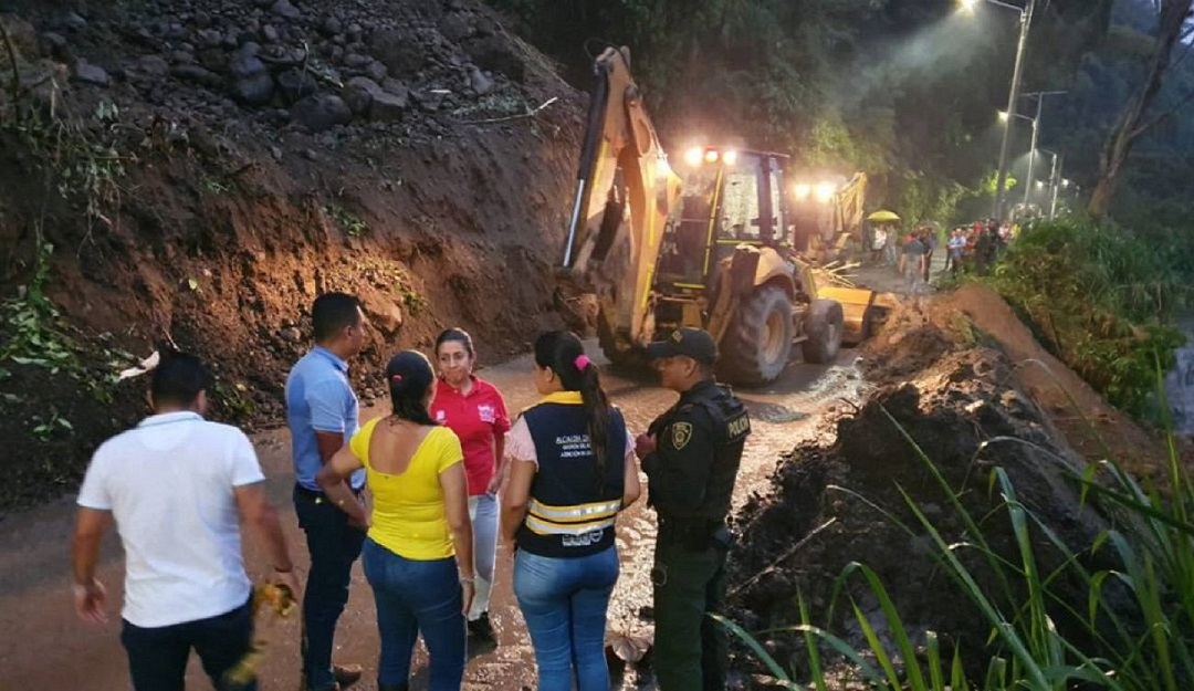 Colombia: Controles en la vía cañón del Combeima en Ibagué: Siguen los controles en la vía al Cañón del Combeima en Ibagué
