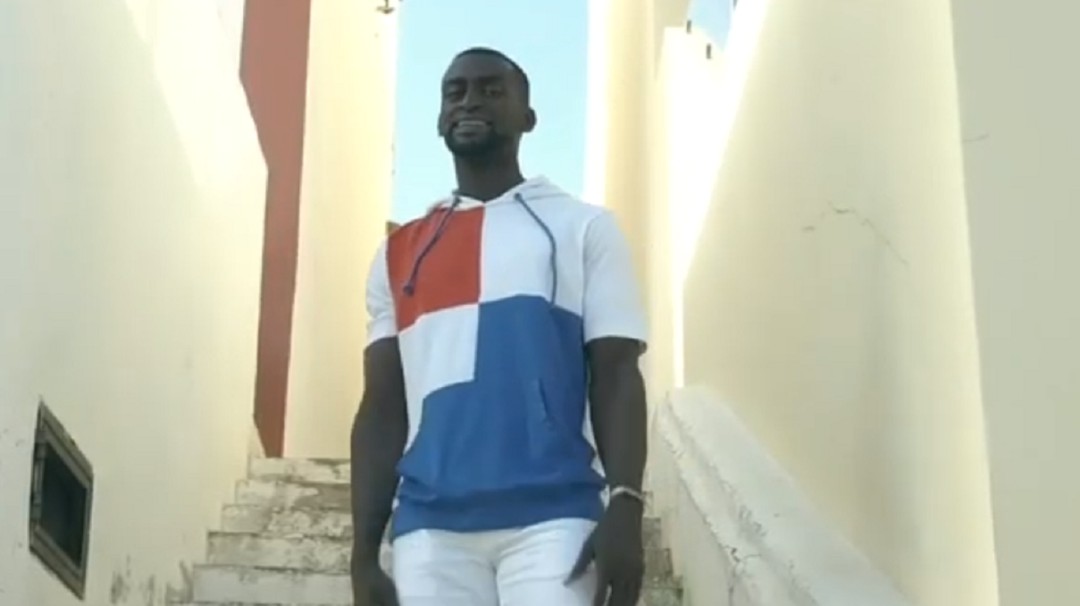 Jackson Martínez estrena un nuevo video en su carrera como rapero