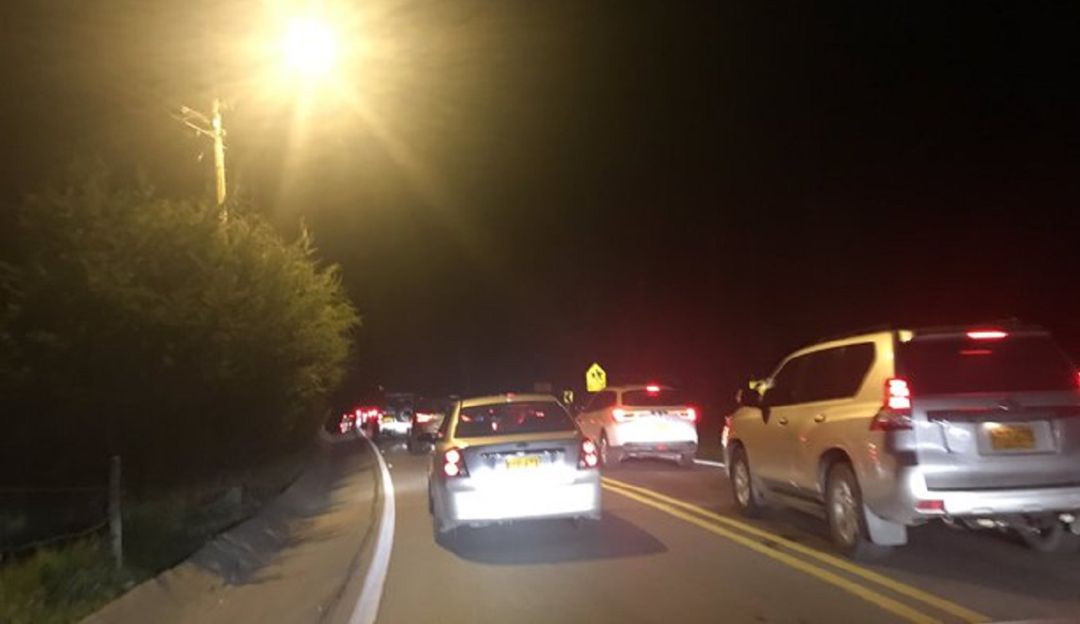 Trancón en Autopista Norte: Monumental trancón en Autonorte en la noche del lunes