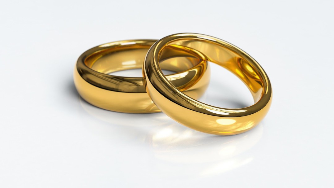 Primer matrimonio gay a distancia con Blockchain en Brasil