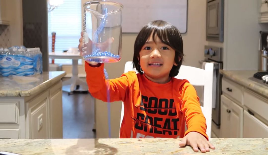 Youtuber Ryan Kaji: El youtuber de 8 años que ganó 26 millones de dólares en un año