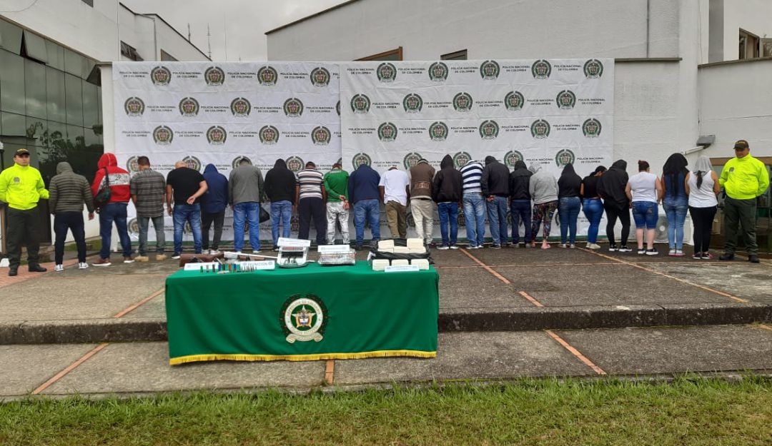 23 personas fueron capturadas en operativos entre policía y fiscalía