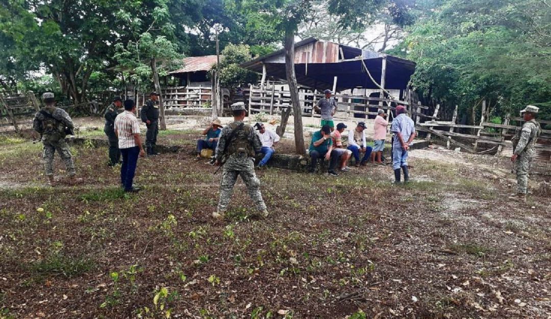 Armada restitución de tierras Bolívar y Sucre: Armada acompaña restitución de tierras en Bolívar y Sucre