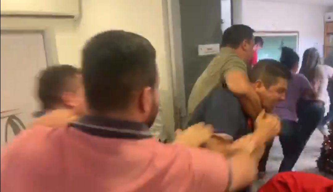 En video: pelea de contratistas en el Meta: A golpes fue la adjudicación de un contrato en el Meta