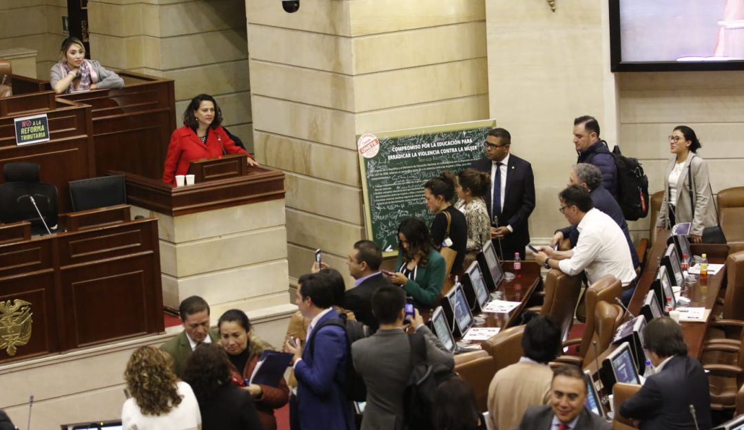 Congreso propuestas mermelada: Proponen que congresistas reporten regalos para evitar 'mermelada'