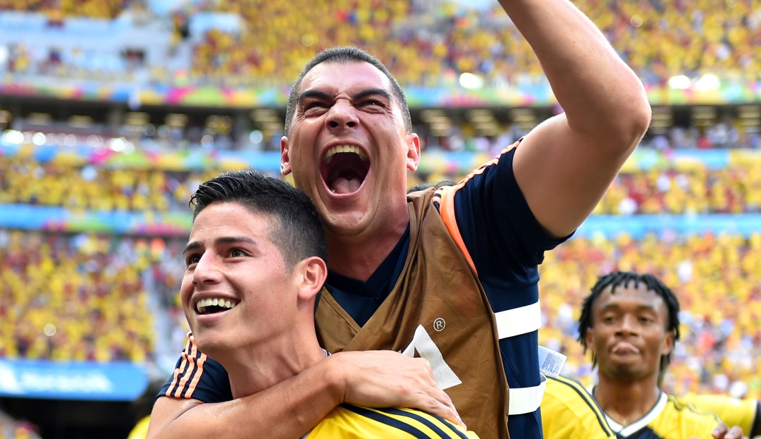 Mondragón James equipo latino década Bundesliga: Mondragón y James, en el equipo latino de la década de la Bundesliga