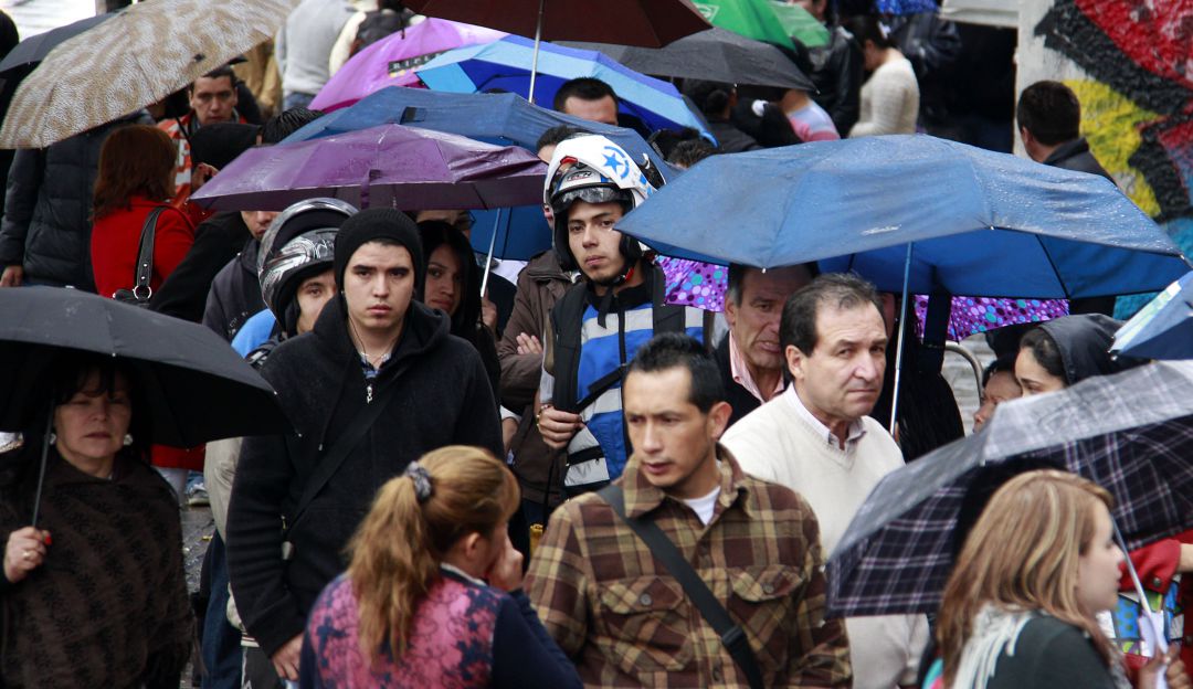 Empleo para jóvenes sin experiencia: Entidades públicas deben contratar a jóvenes sin experiencia